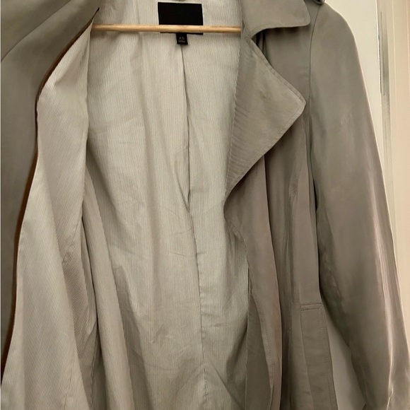 Banana Republic Lightweight Trench in sage green, XS, great condition. - Picture 8 of 16